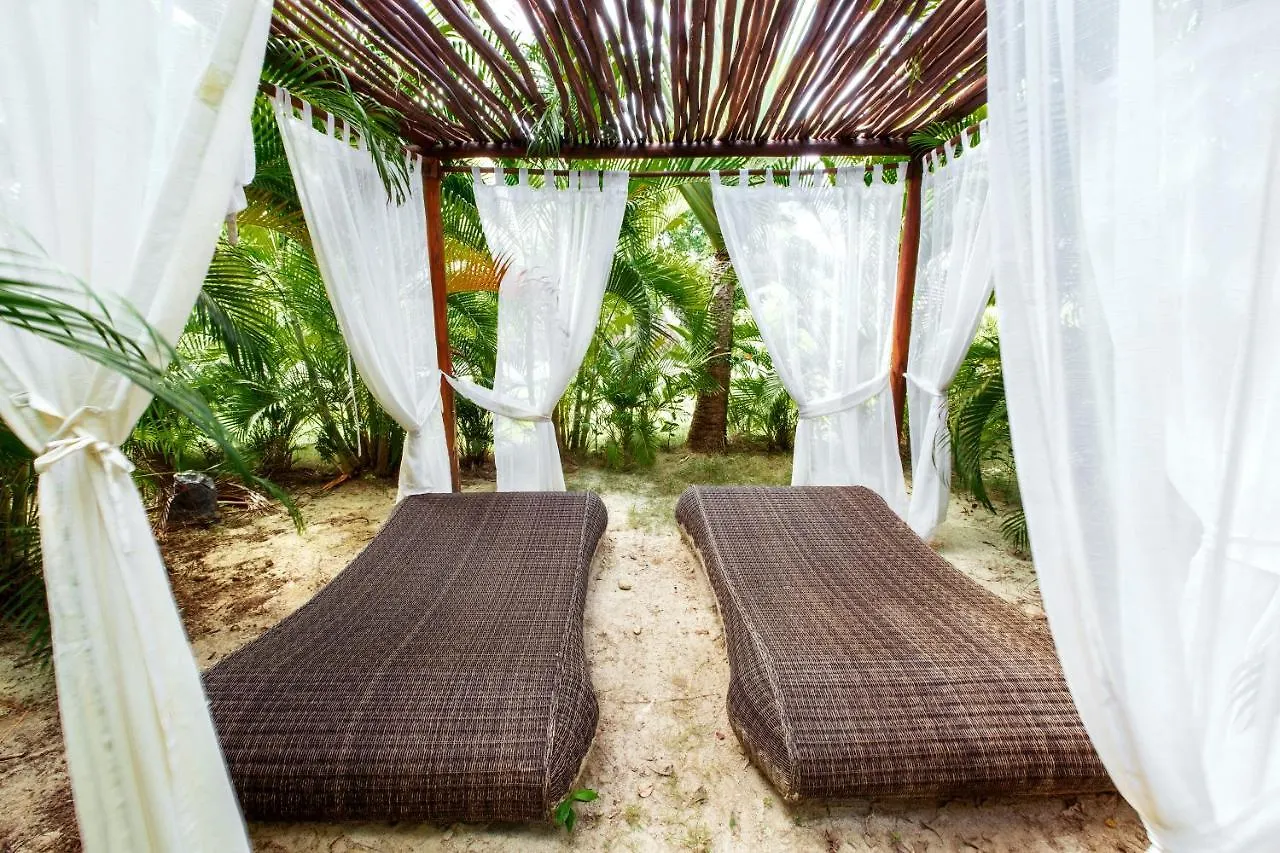 Bavaro Deluxe Los Corales Villas Beach Club & Spa Good Offer For Vacation Пунта-Кана